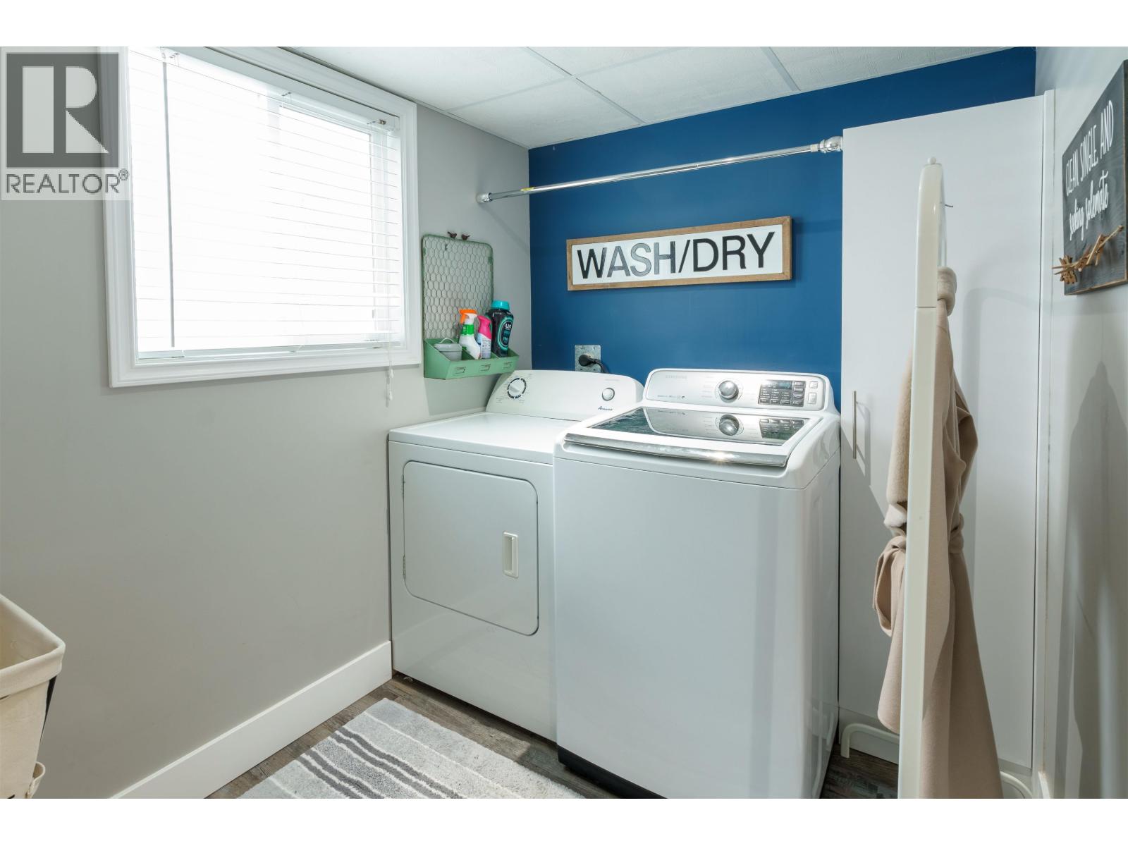 23415 Whippoorwill Avenue Property Photo 14