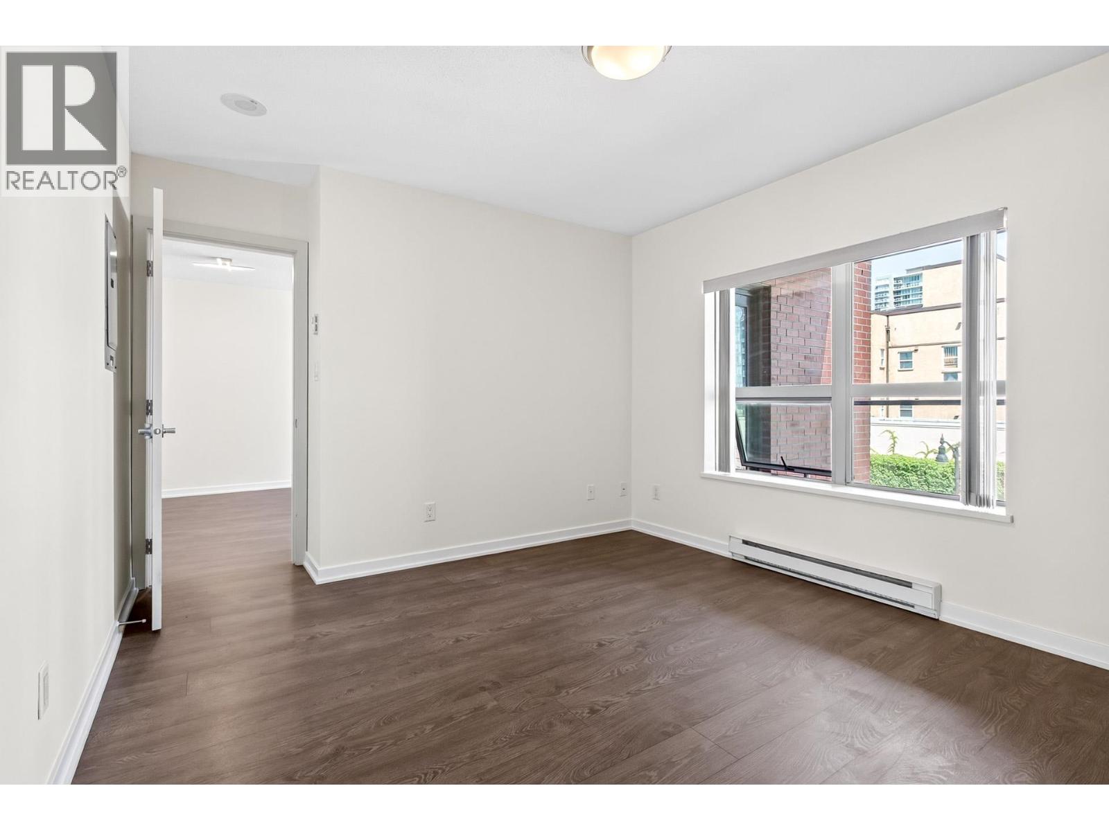 406 14 Begbie Street Property Photo 22