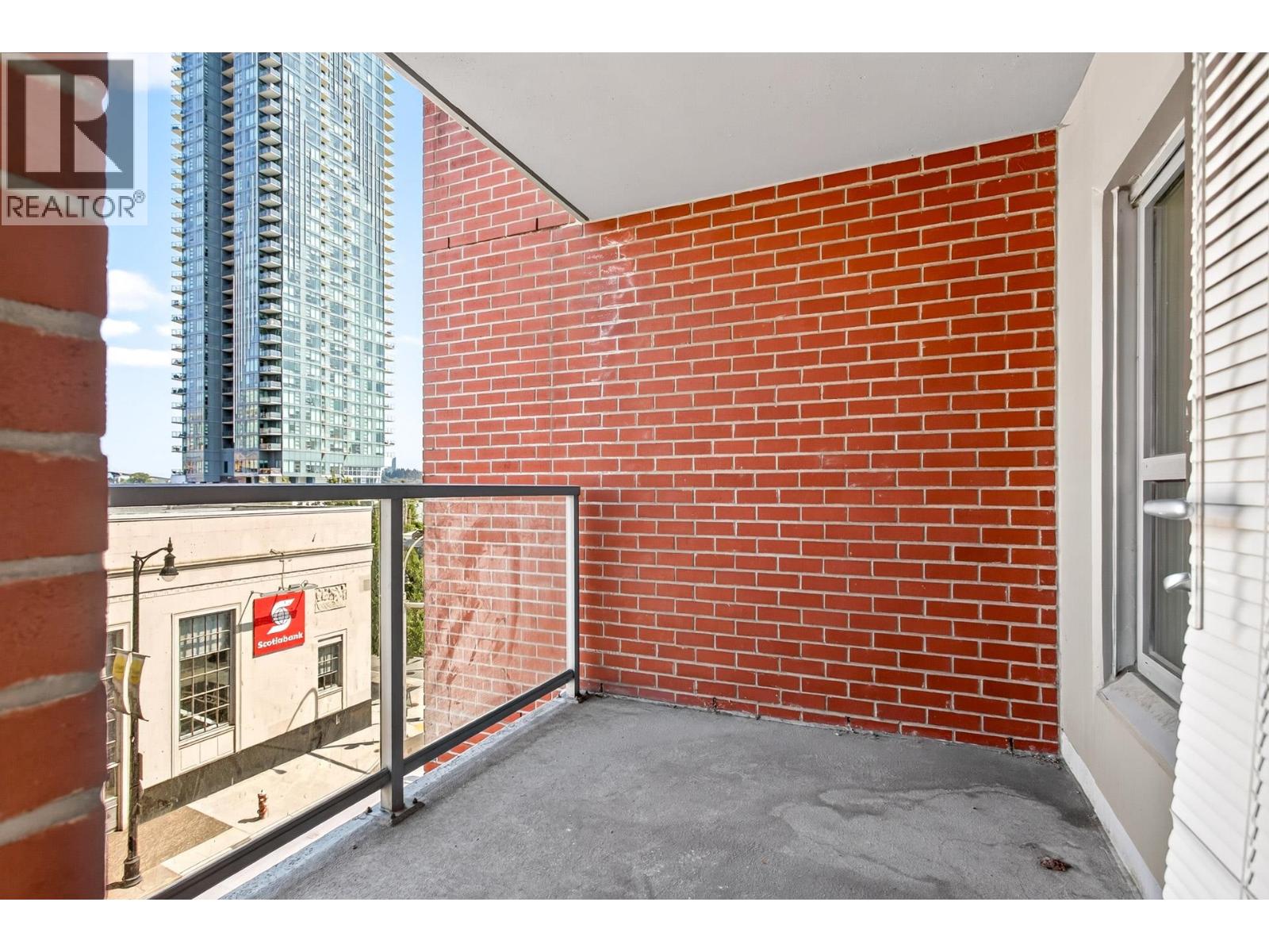 406 14 Begbie Street Property Photo 27
