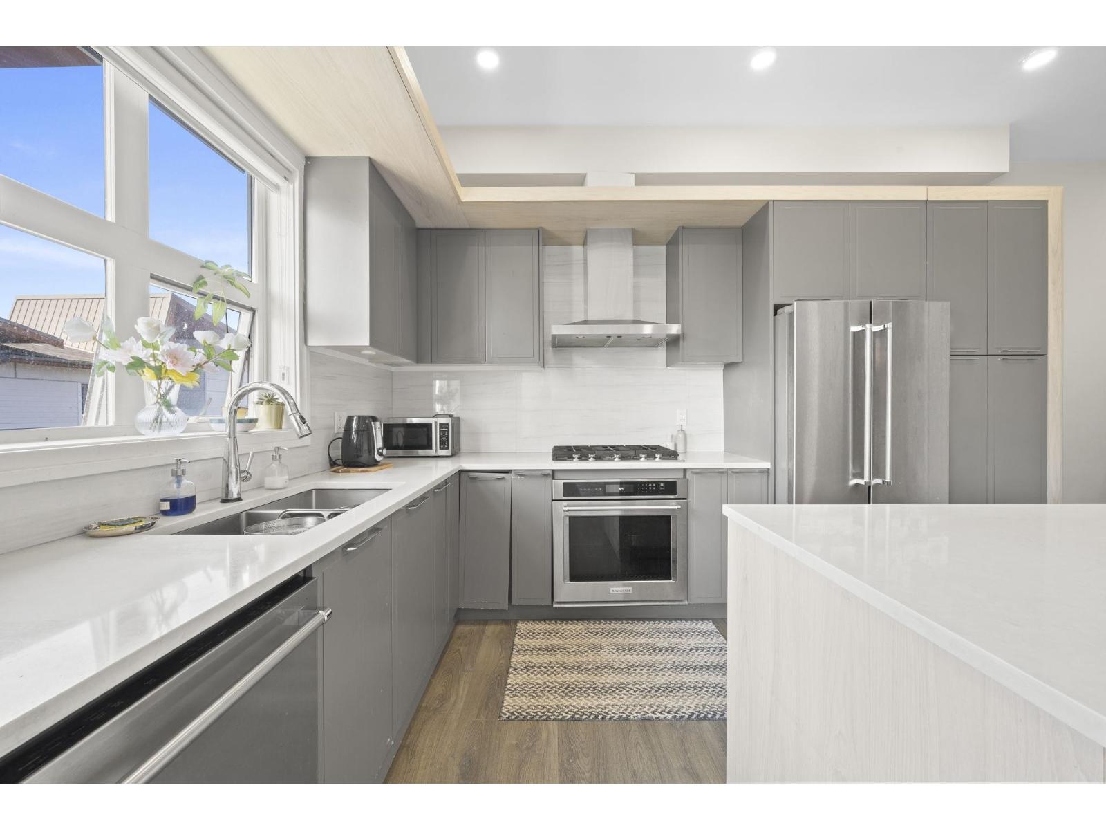 616 11507 84 Avenue Property Photo 3