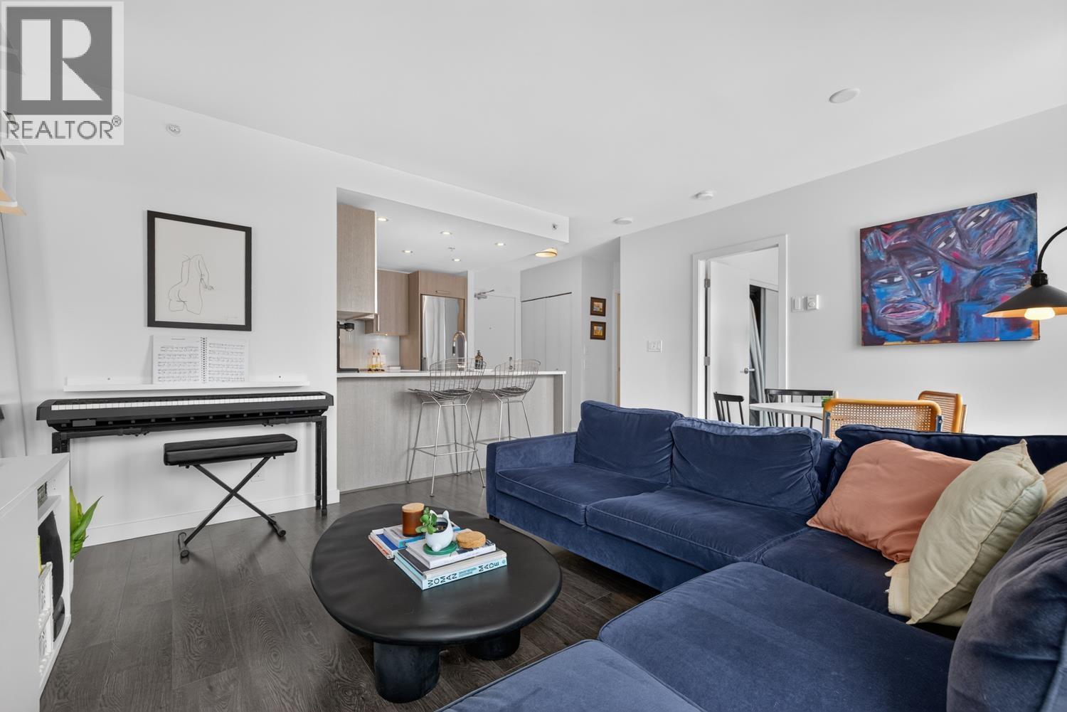1009 983 E Hastings Street Property Photo 6