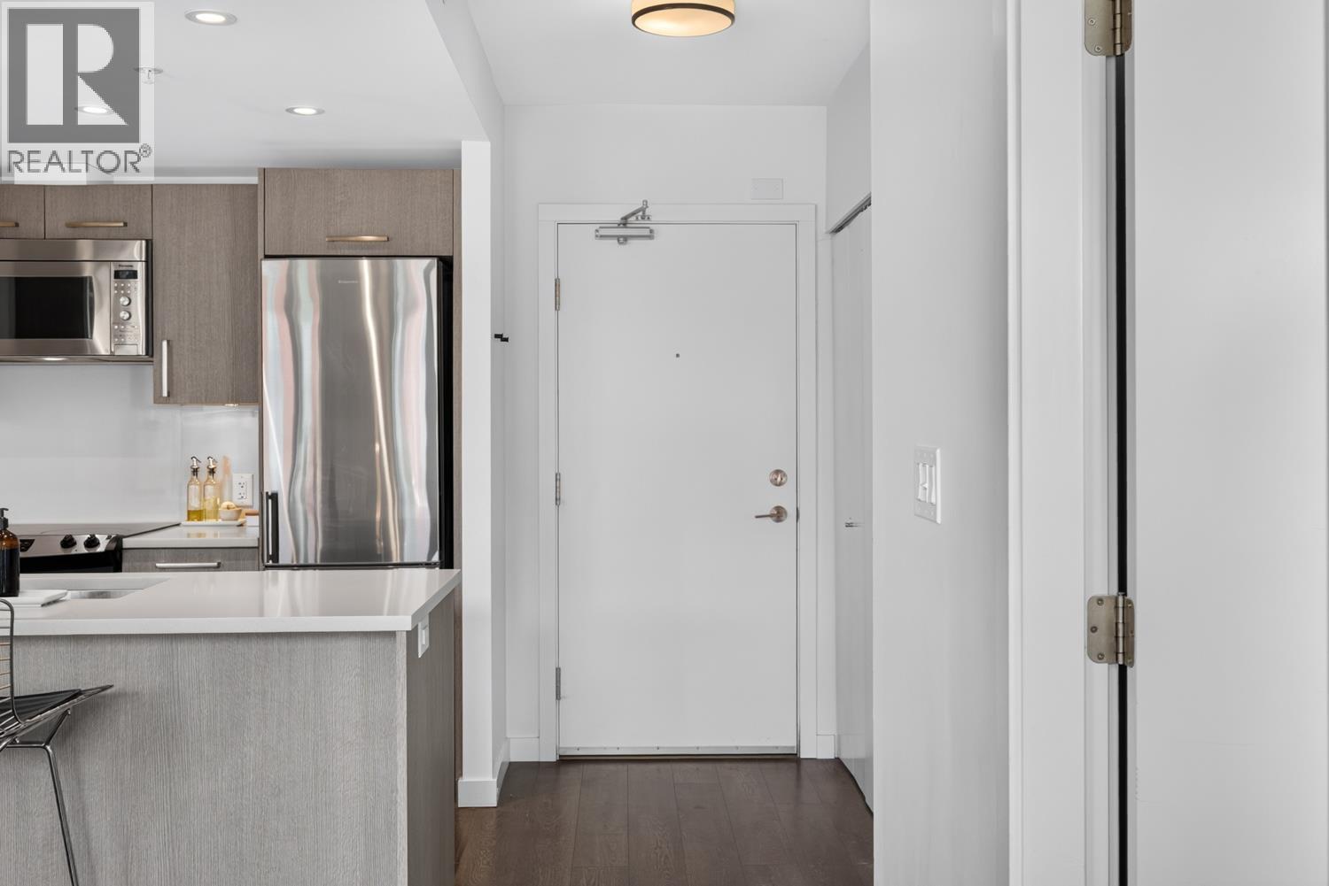 1009 983 E Hastings Street Property Photo 24