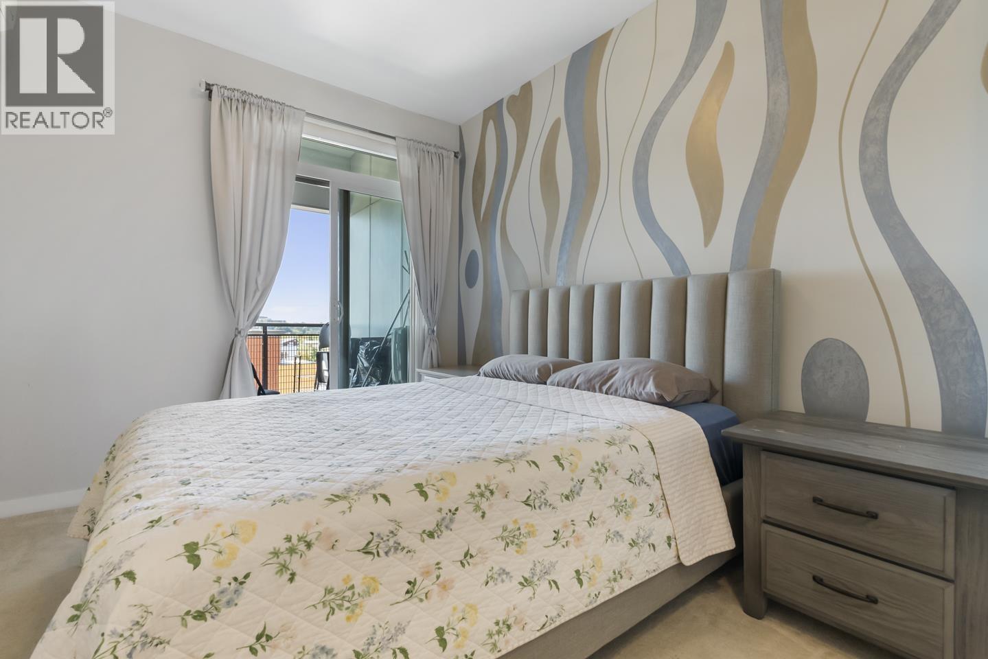 613 9311 Alexandra Road Property Photo 11