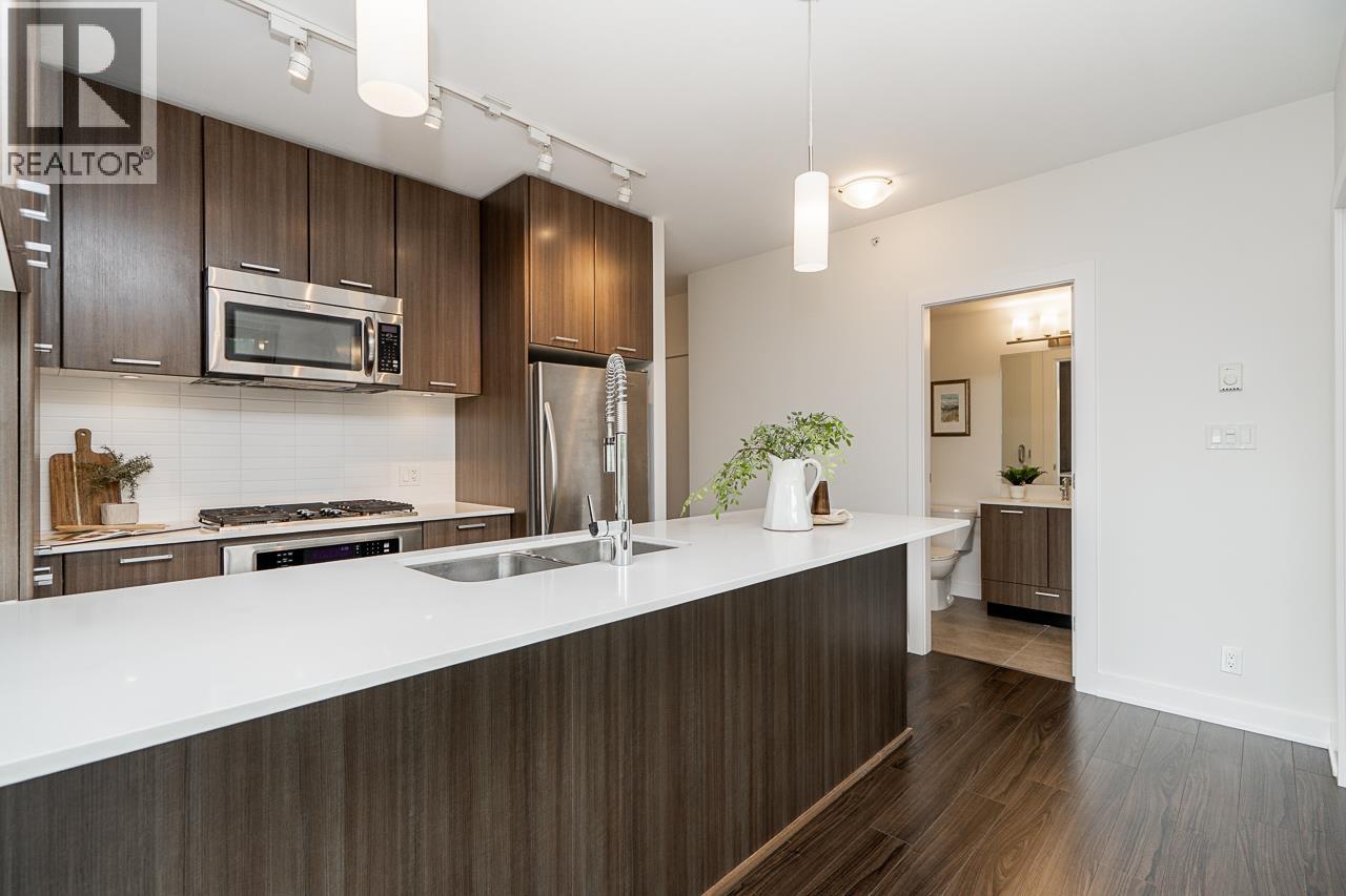 601 301 Capilano Road Property Photo 8