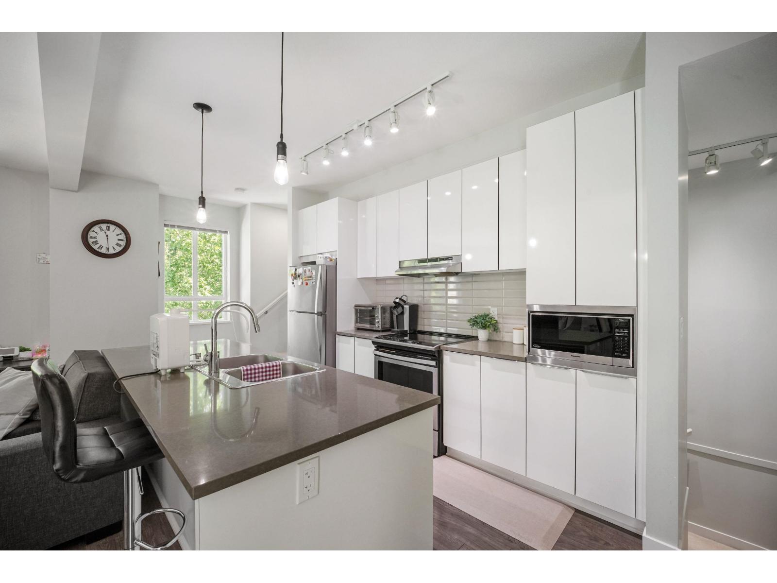 29 30930 Westridge Place Property Photo 11