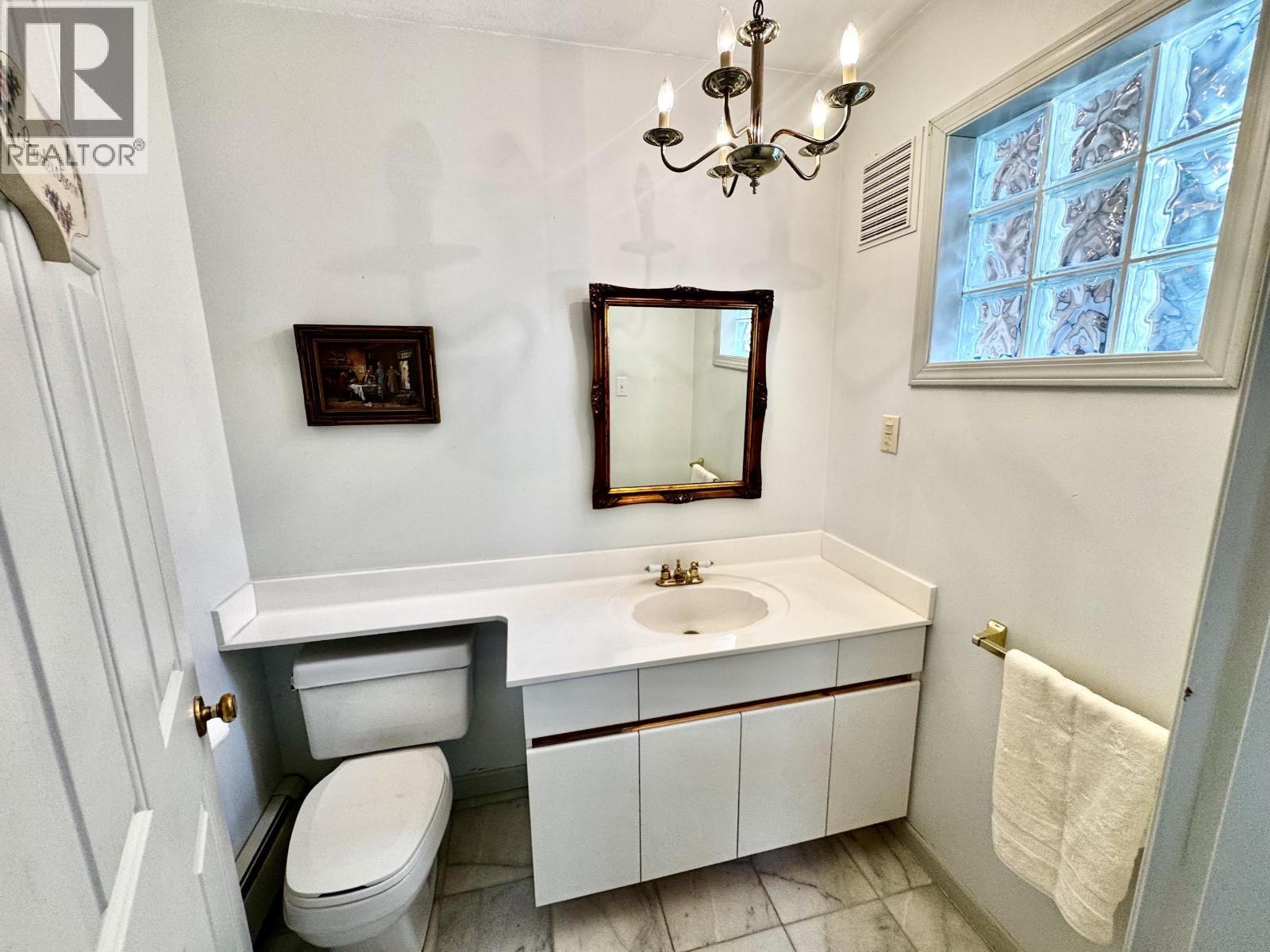 163 49 Street Property Photo 17