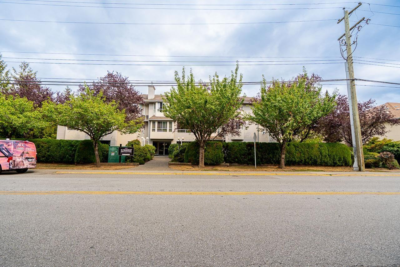 307 6440 197 Street Property Photo 1