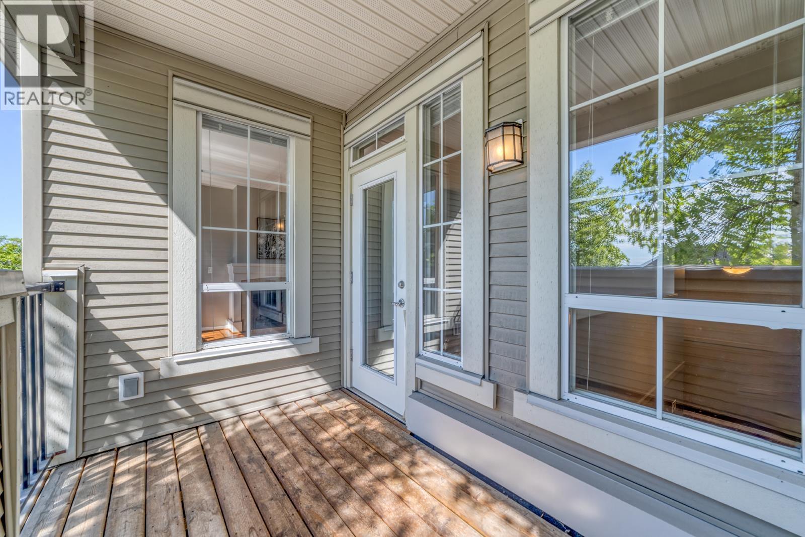 84 1380 Pinetree Way Property Photo 14