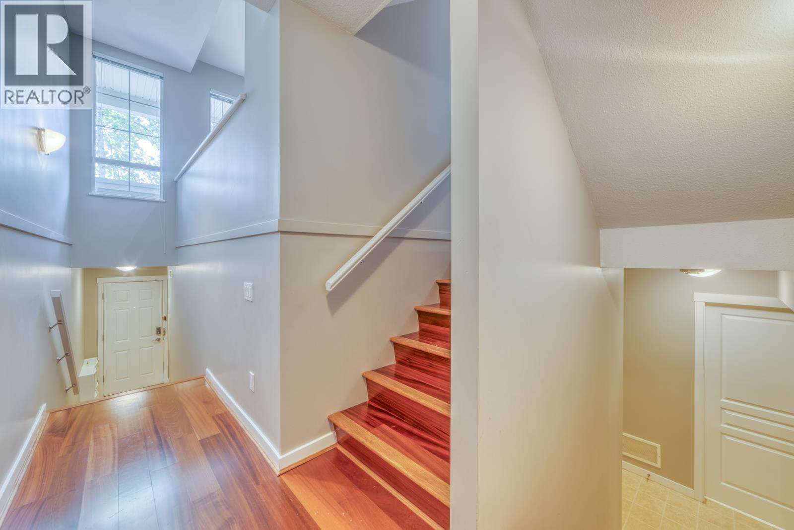 84 1380 Pinetree Way Property Photo 16