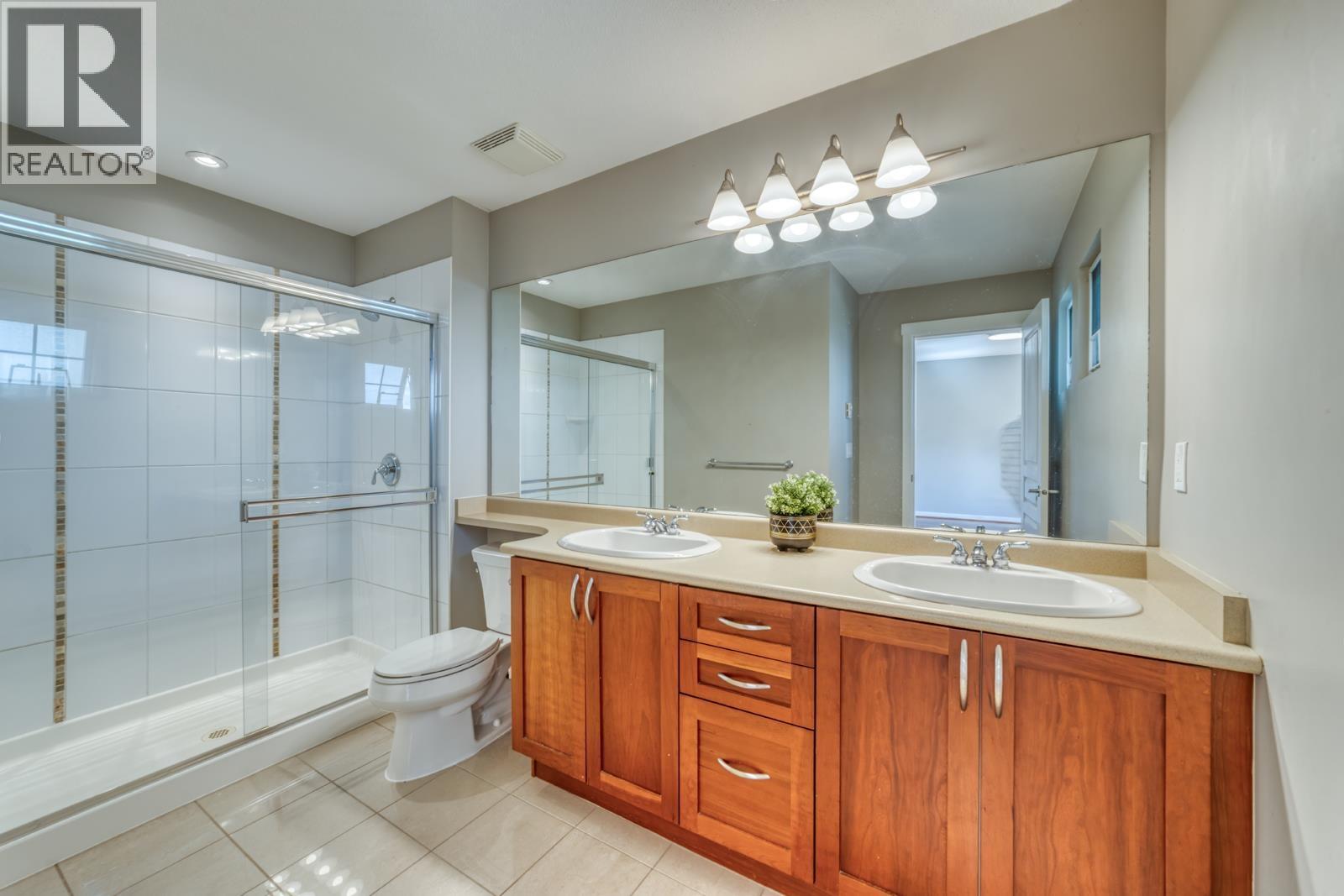 84 1380 Pinetree Way Property Photo 20