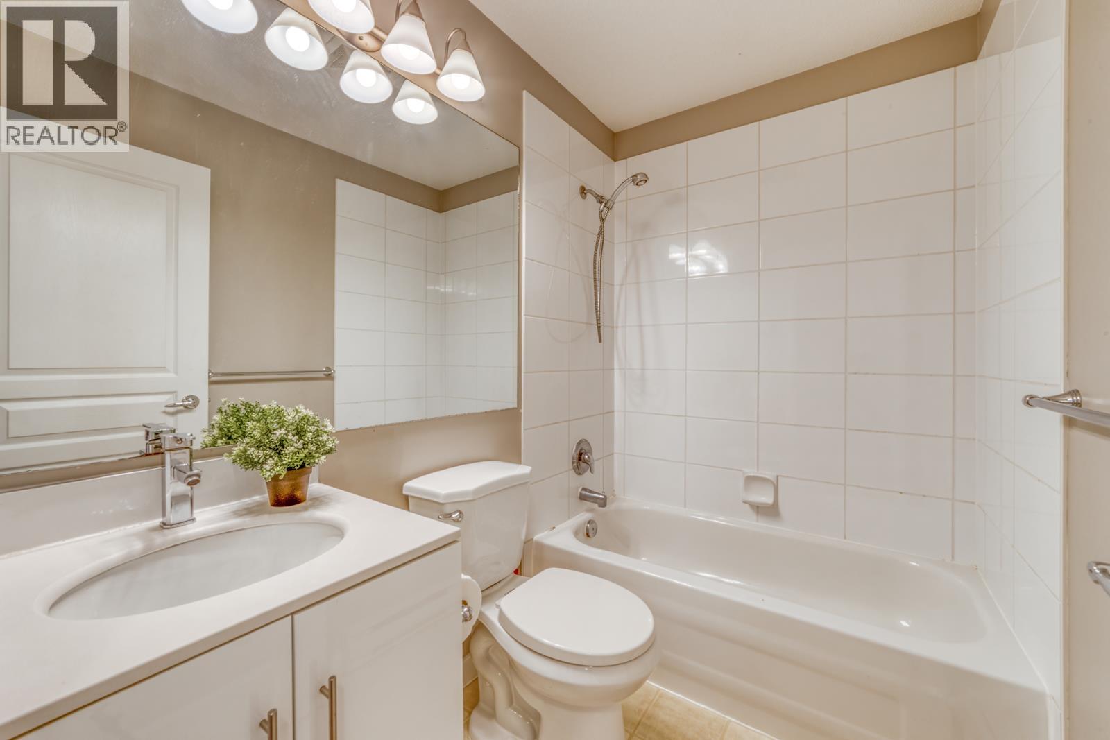 84 1380 Pinetree Way Property Photo 25