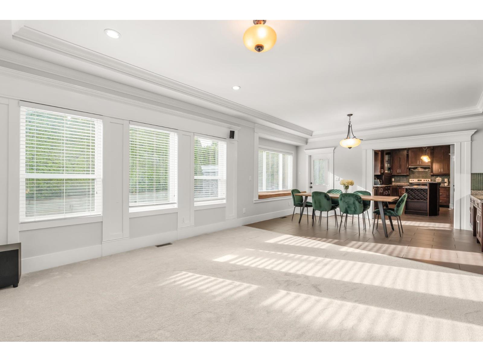 7043 197b Street Property Photo 26