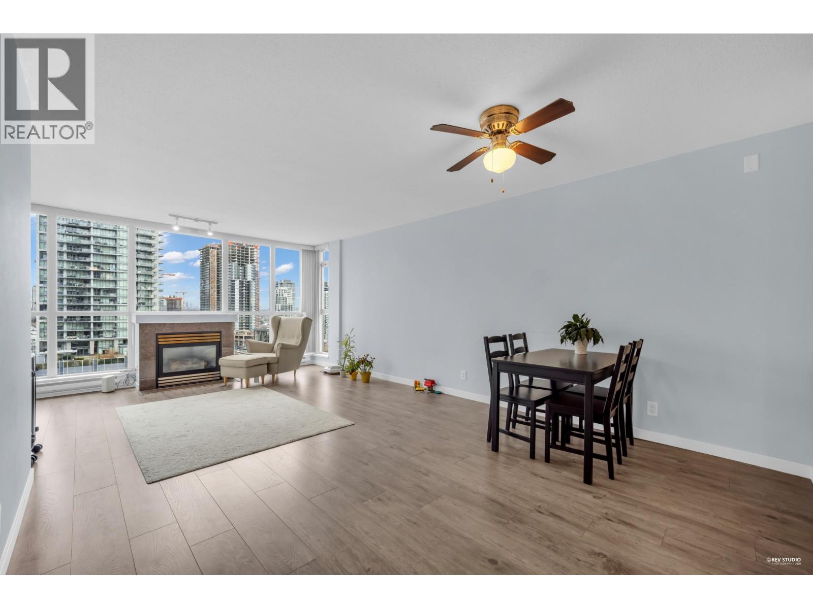 1607 2138 Madison Avenue Property Photo 11