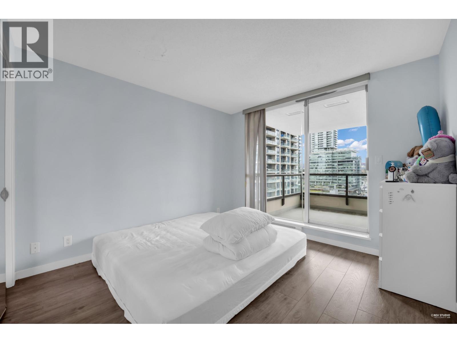 1607 2138 Madison Avenue Property Photo 16