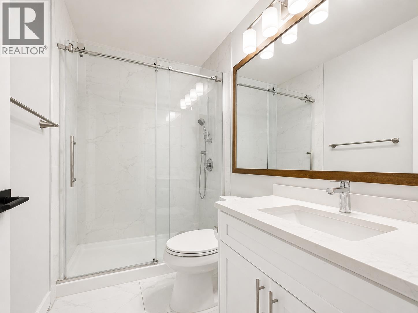 22 5988 Lancing Rd Property Photo 13