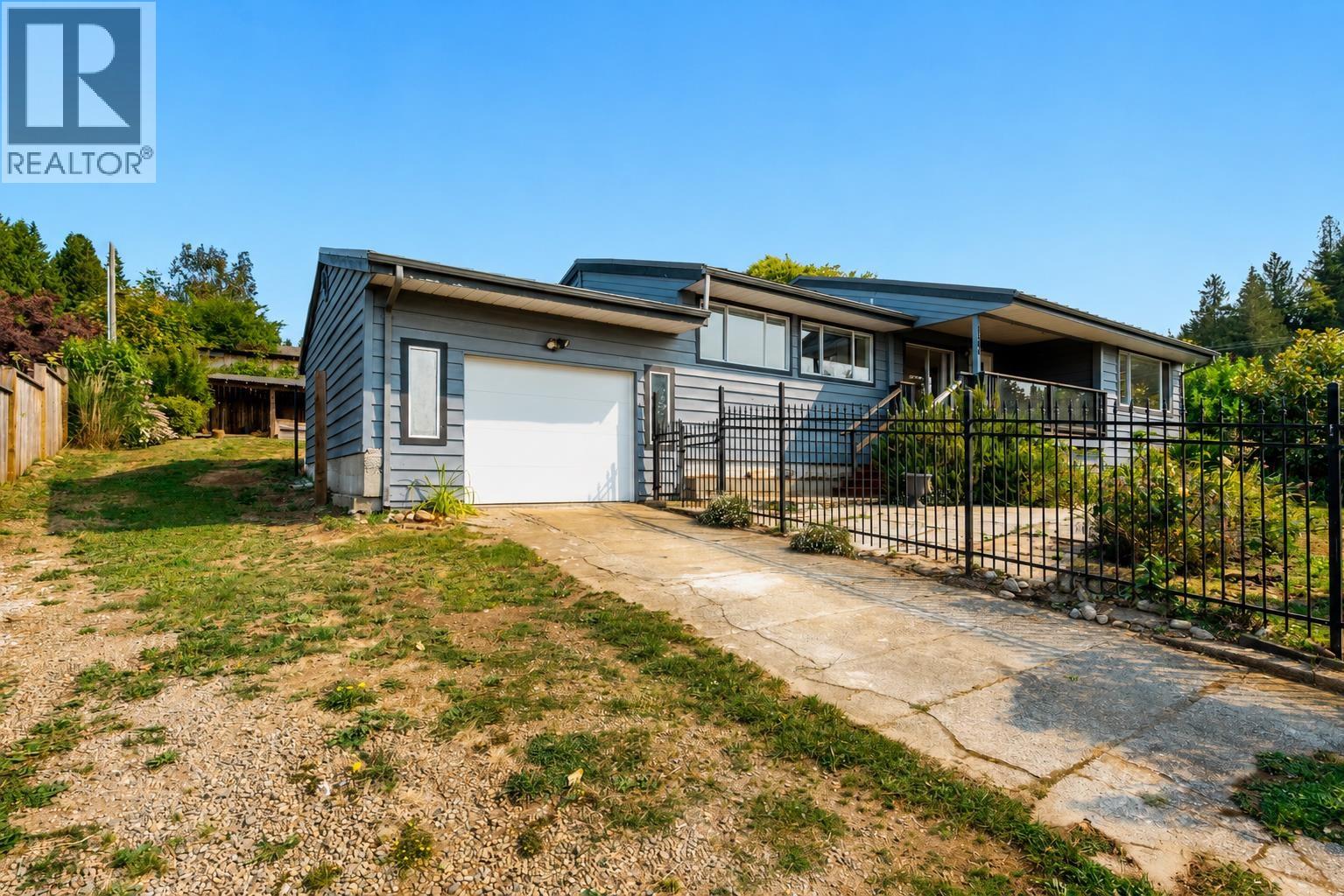 6504 Meier Road Property Photo 1