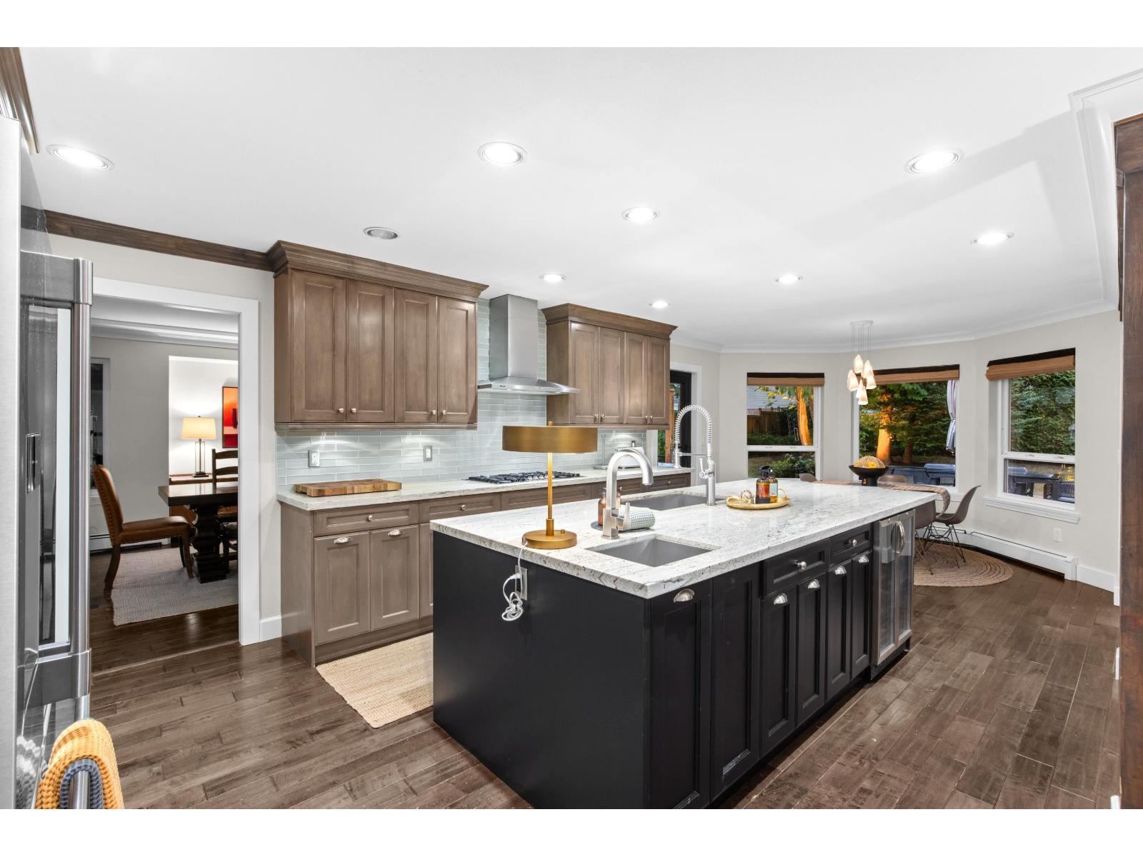 13877 32 Avenue Property Photo 11