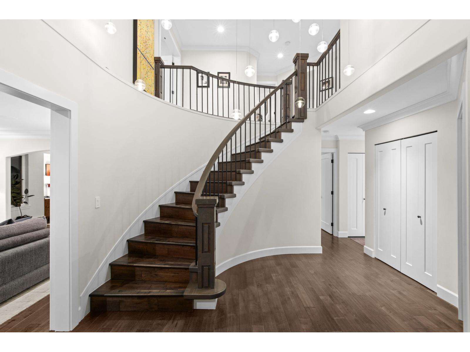 13877 32 Avenue Property Photo 19