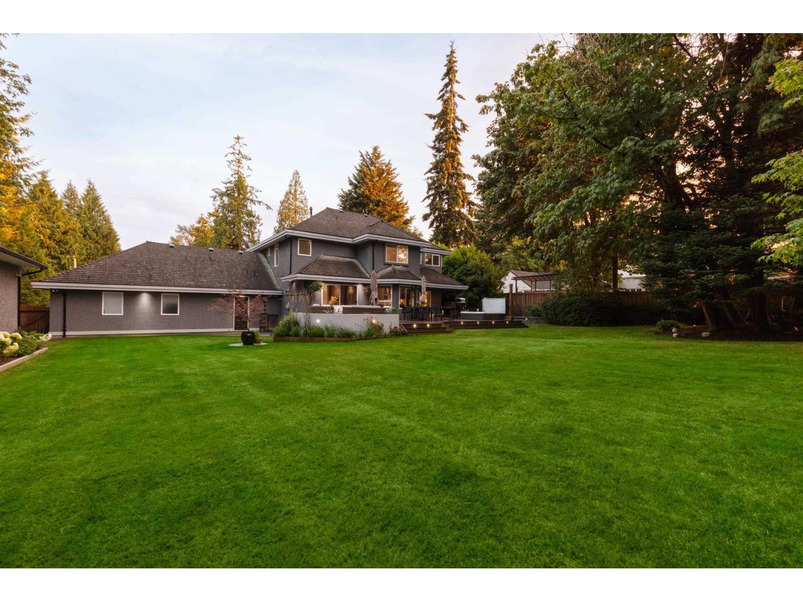 13877 32 Avenue Property Photo 32