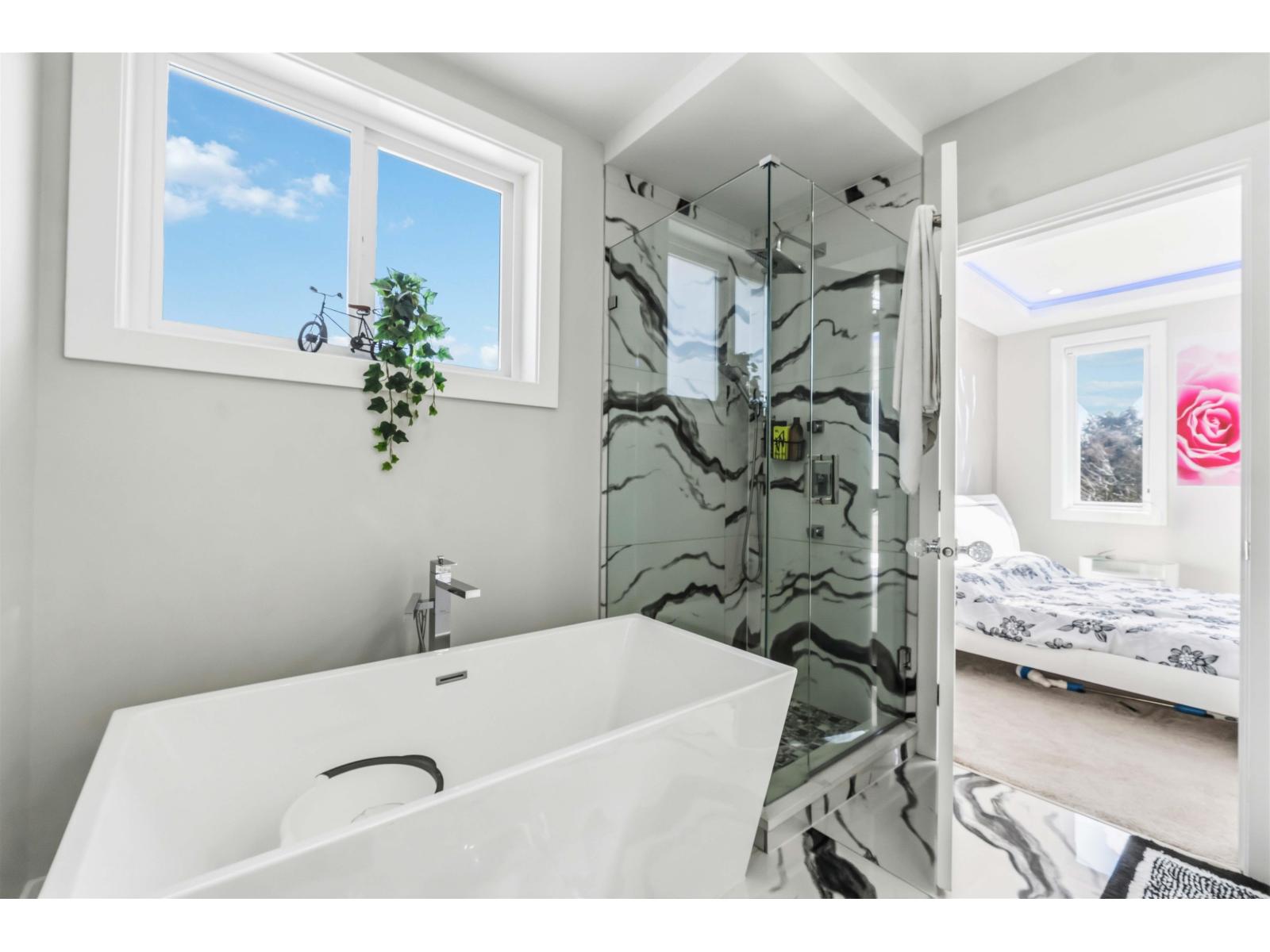19247 71 Avenue Property Photo 21