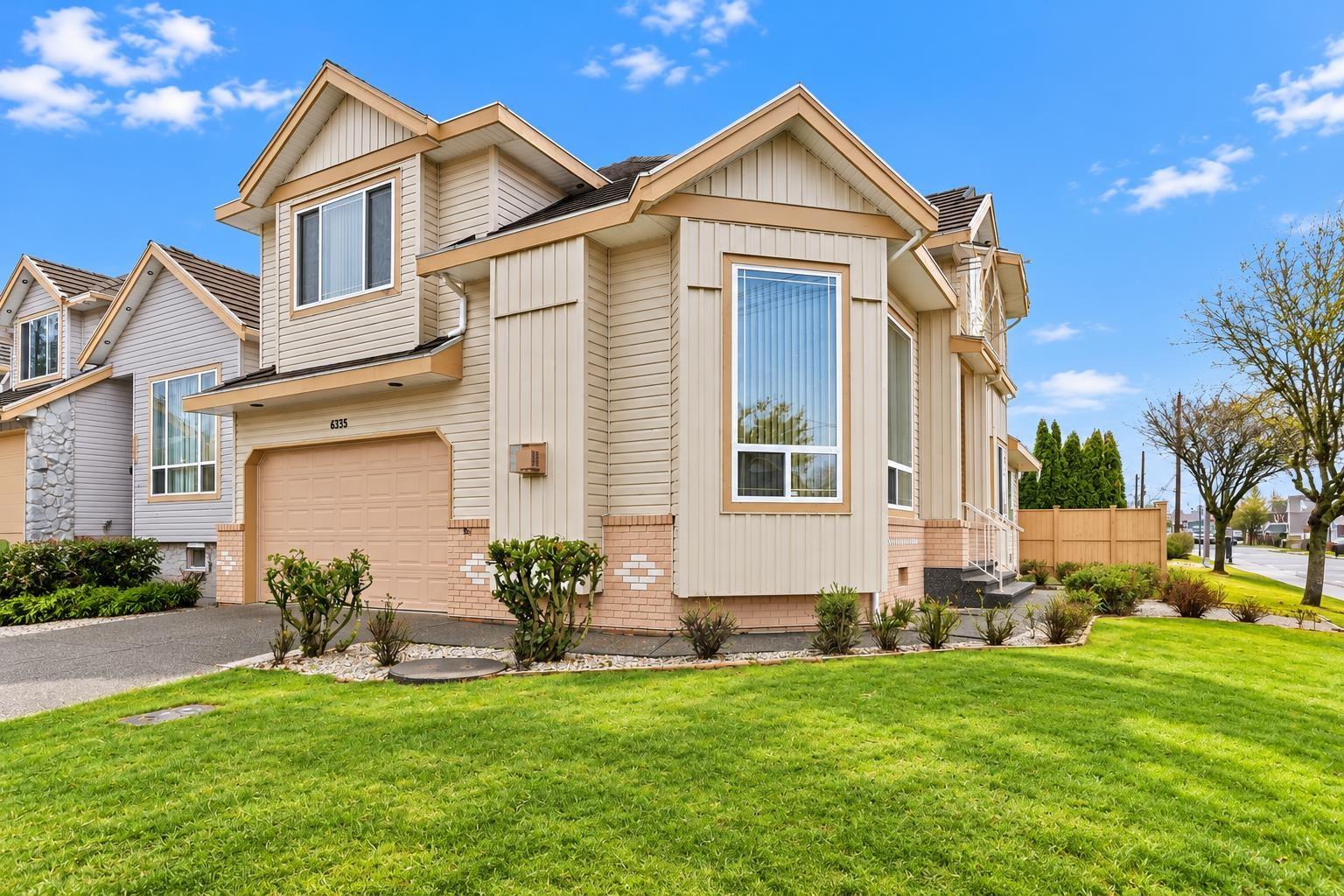 6593 125A STREET Property Photo 1