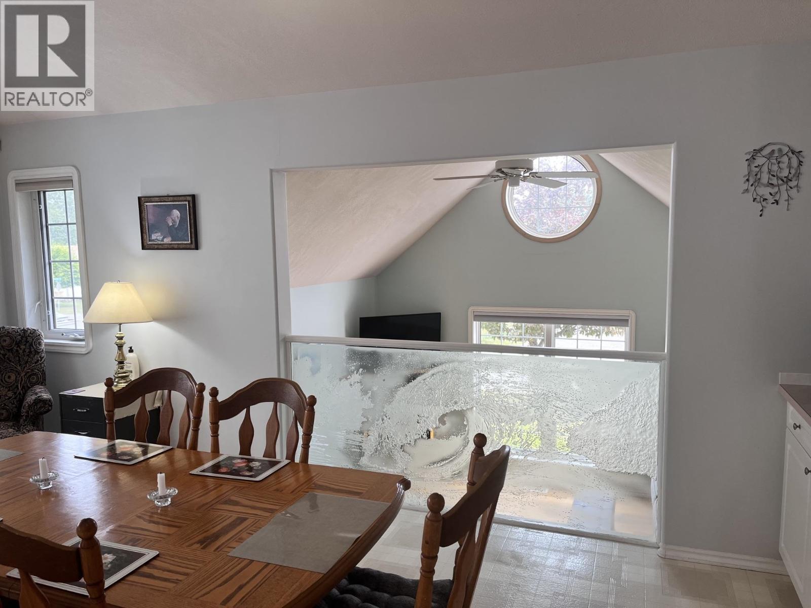 421 Dawson Street Property Photo 9