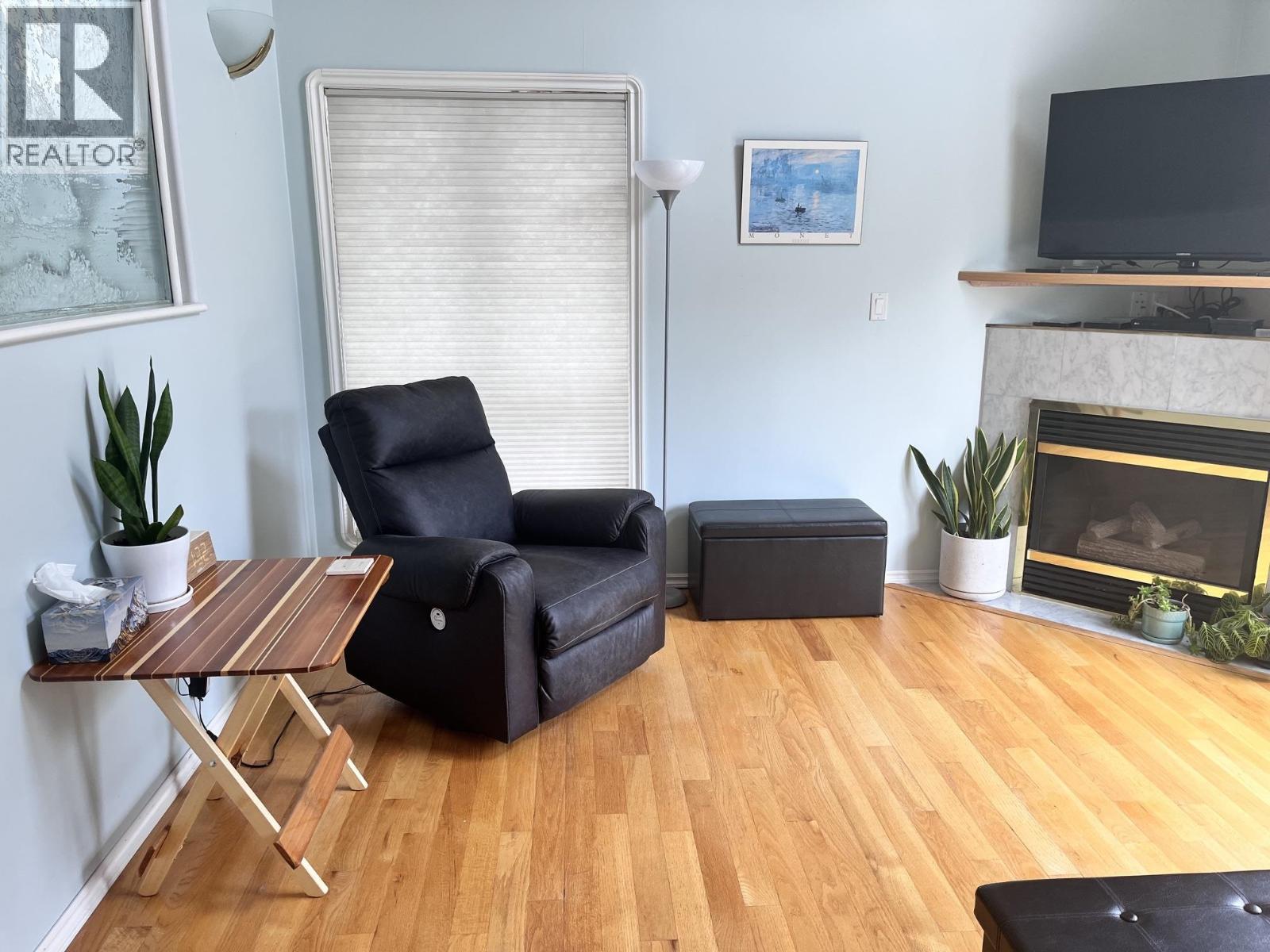 421 Dawson Street Property Photo 14