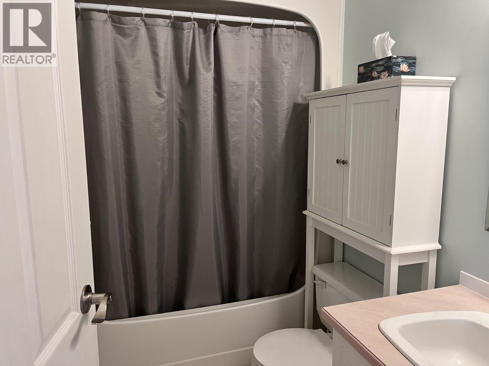 421 Dawson Street Property Photo 17