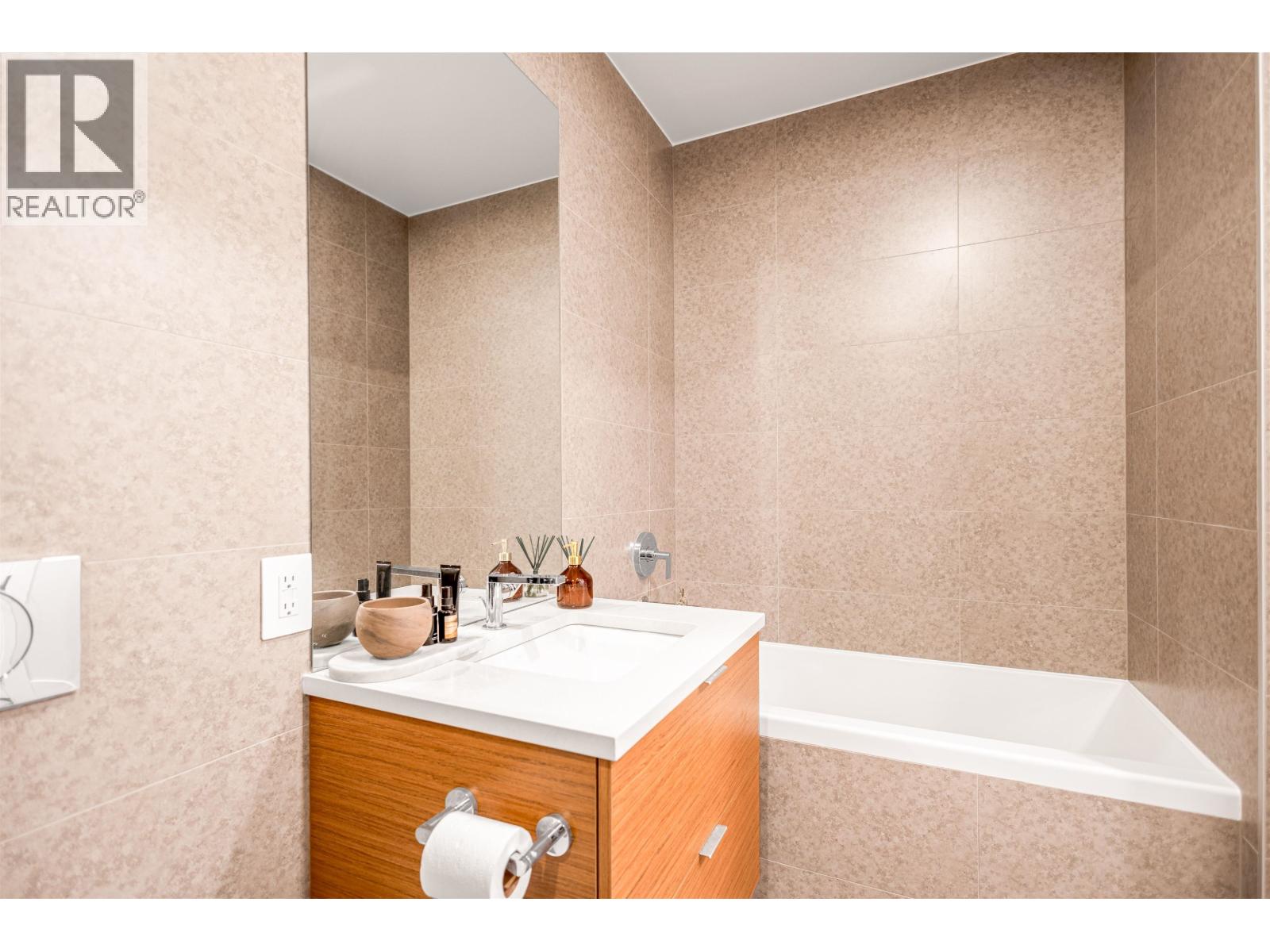 408 6687 Nelson Avenue Property Photo 15