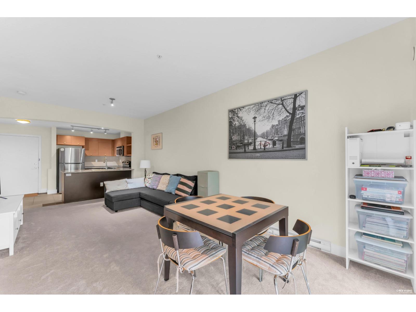 329 6628 120 Street Property Photo 3