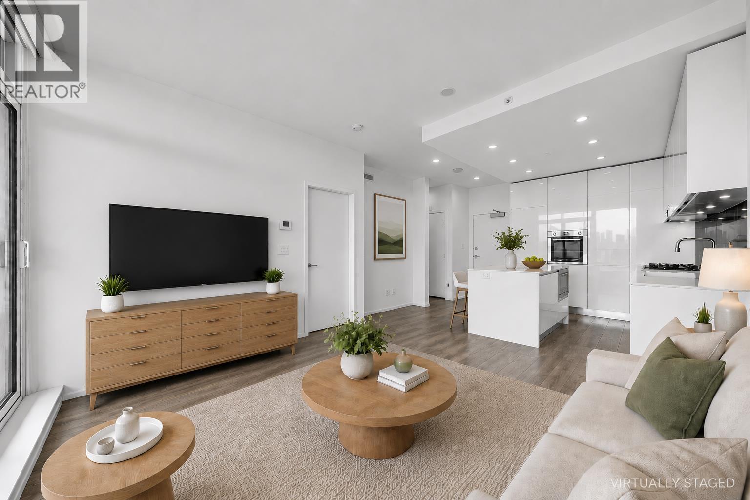 1704 4650 Brentwood Boulevard Property Photo 4