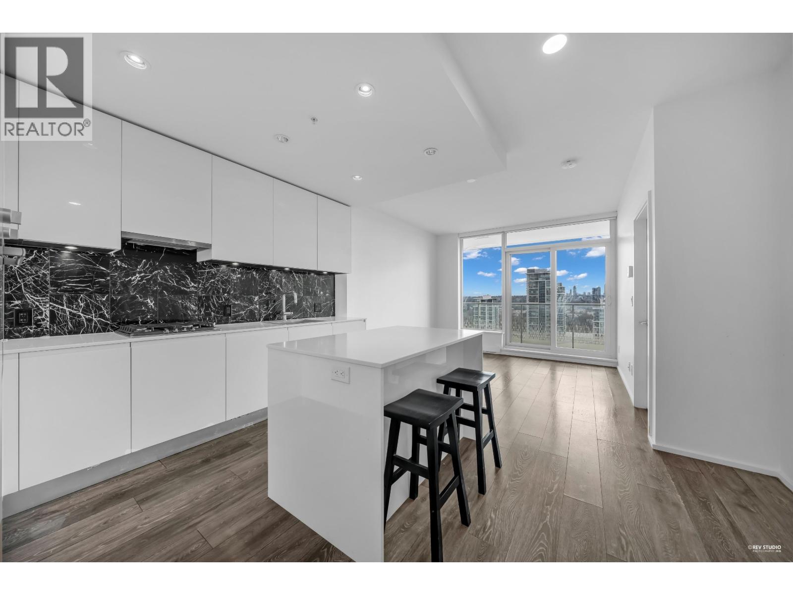 1704 4650 Brentwood Boulevard Property Photo 8