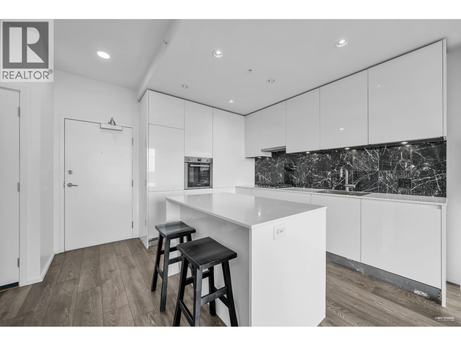 1704 4650 Brentwood Boulevard Property Photo 9