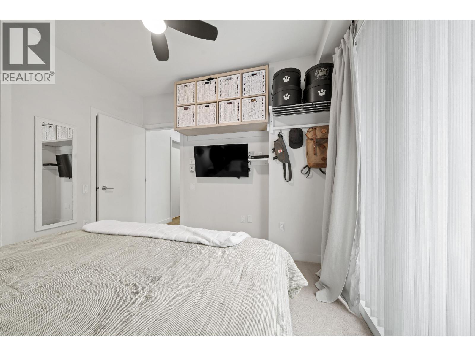 516 9250 University High Street Property Photo 16