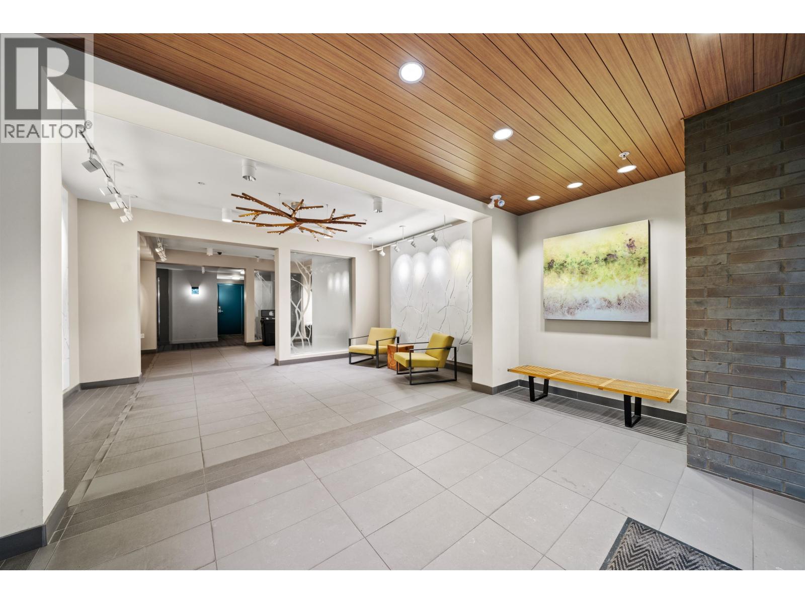 516 9250 University High Street Property Photo 30