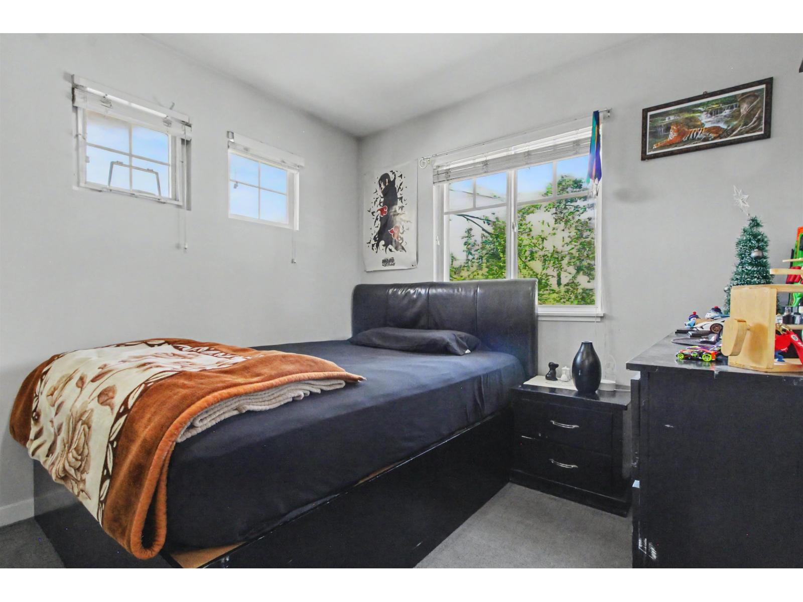 45 12711 64 Avenue Property Photo 23