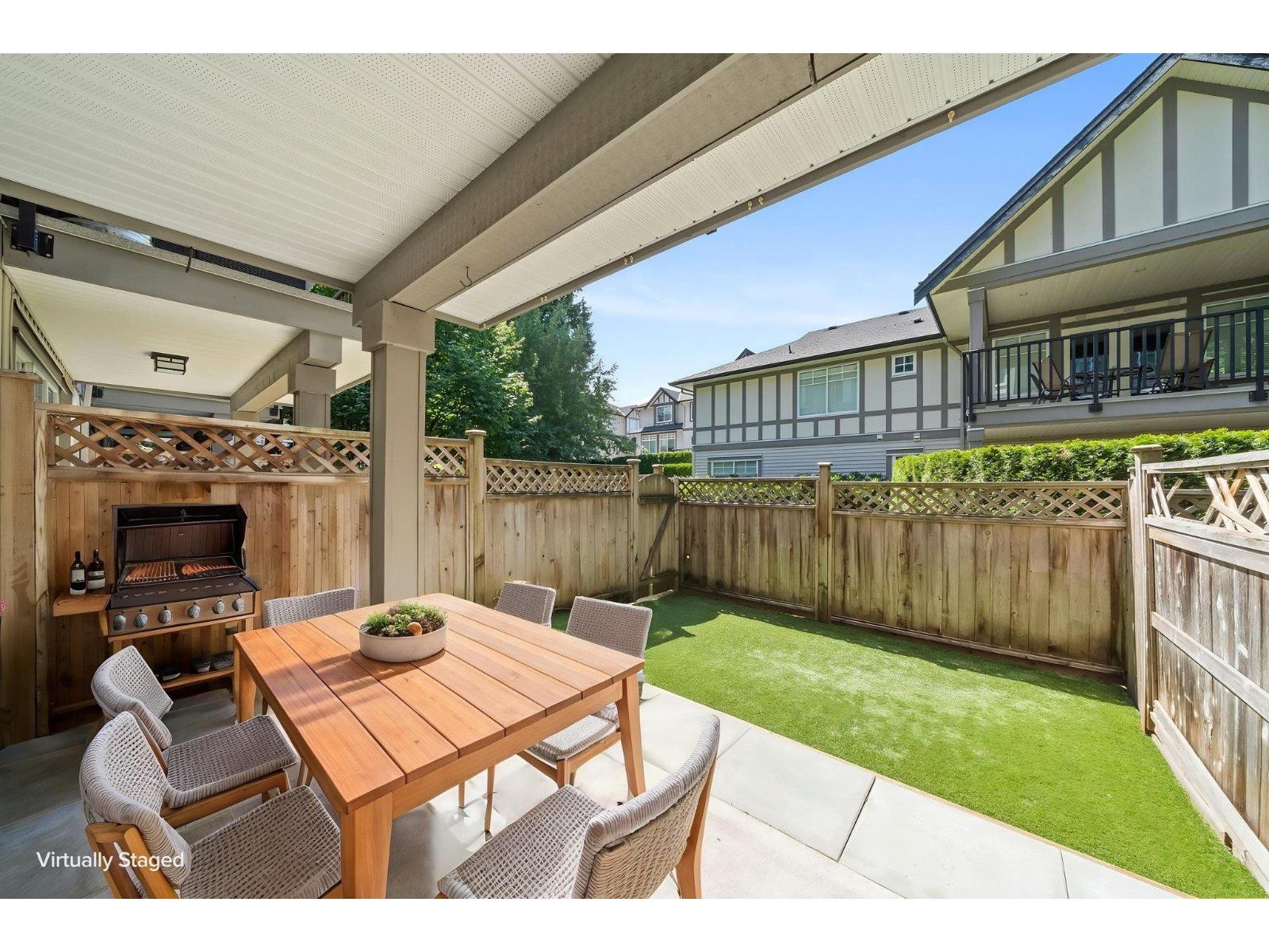 30 7090 180 Street Property Photo 2