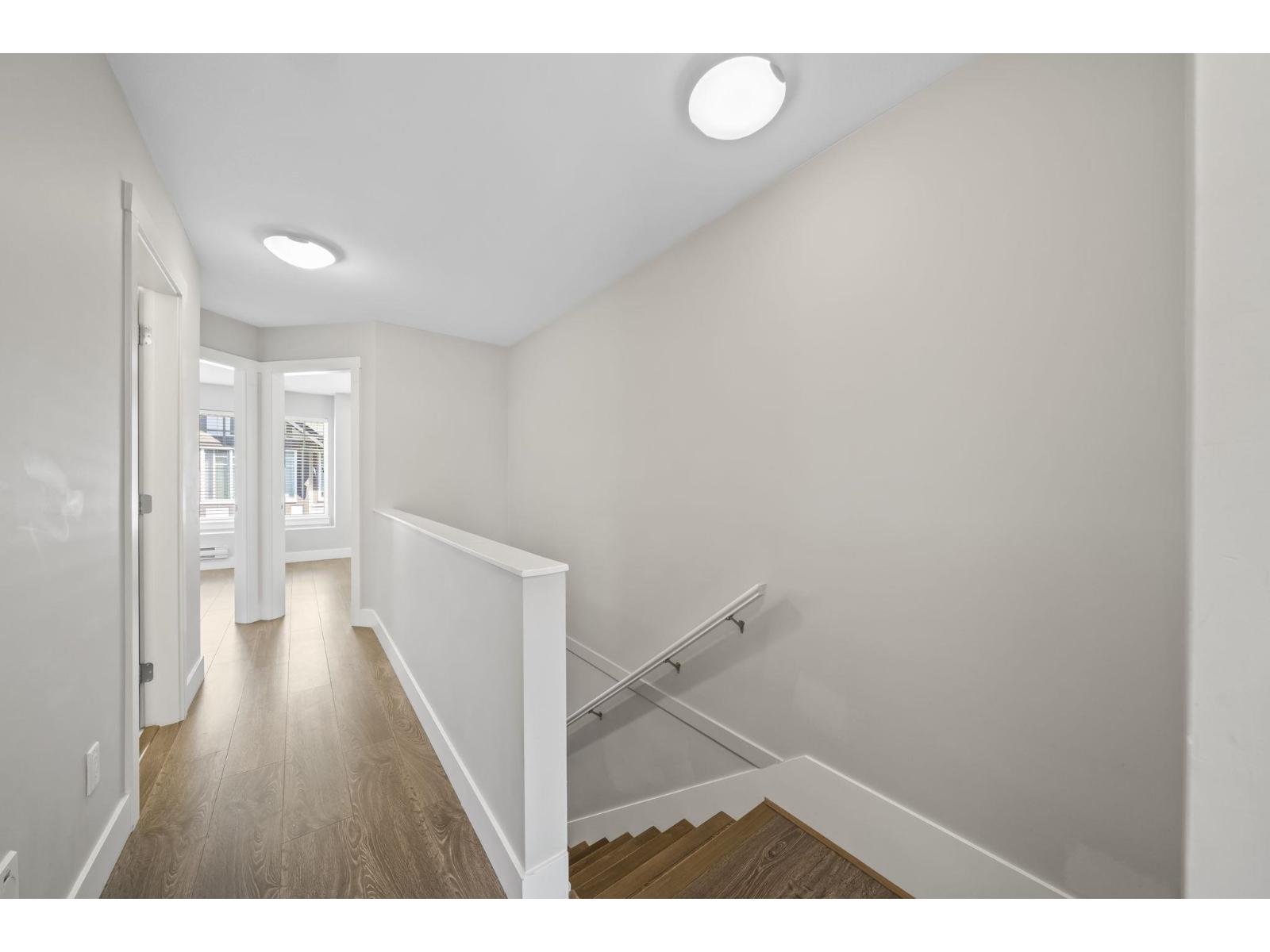 30 7090 180 Street Property Photo 21