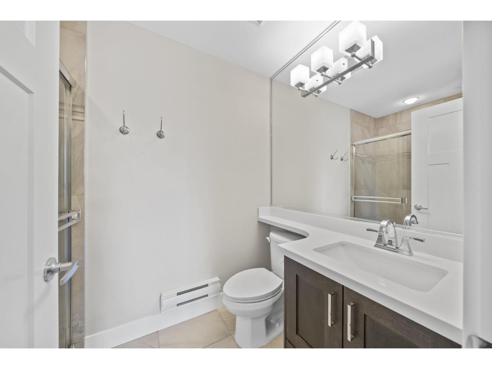 30 7090 180 Street Property Photo 27