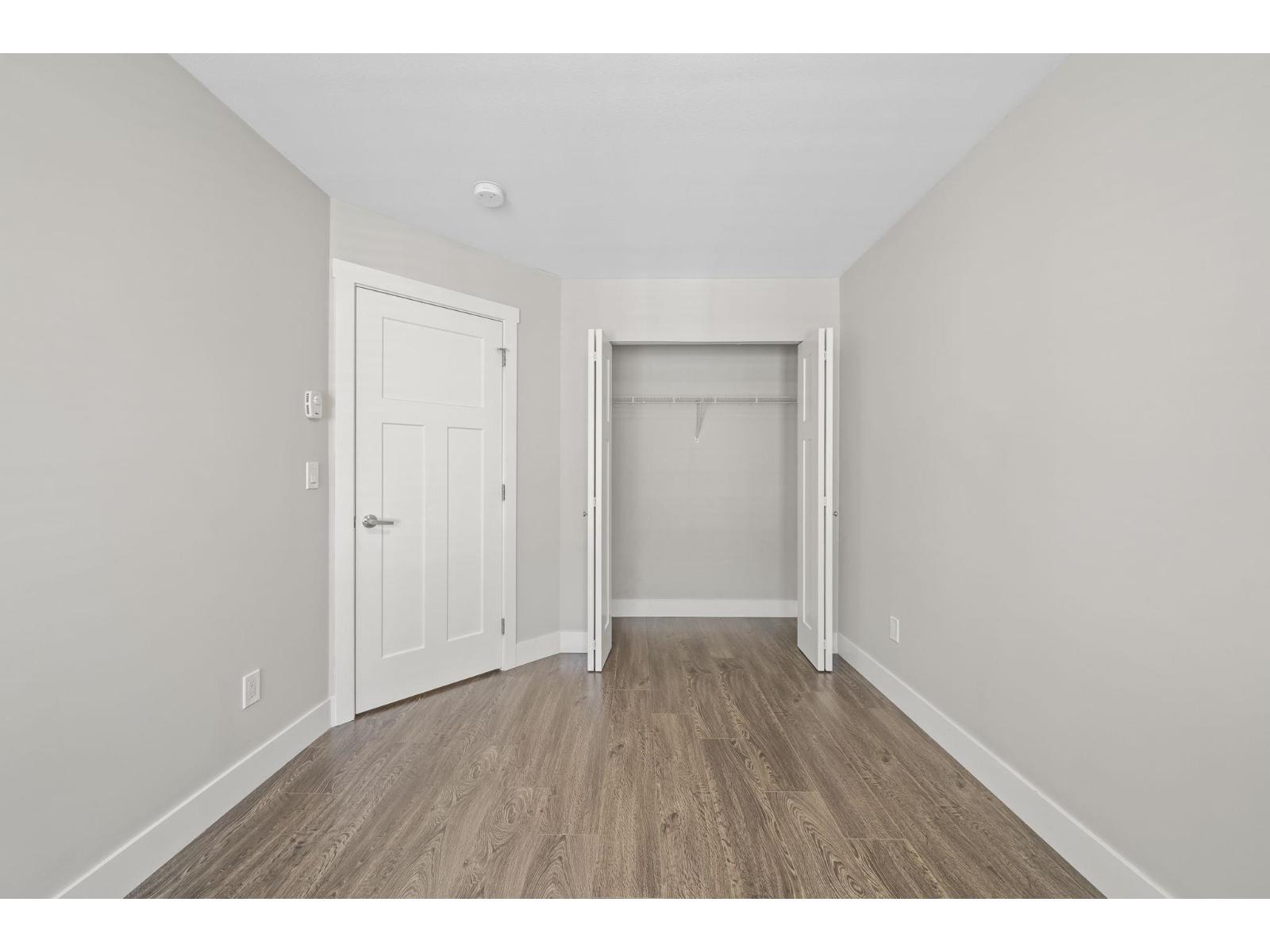 30 7090 180 Street Property Photo 31