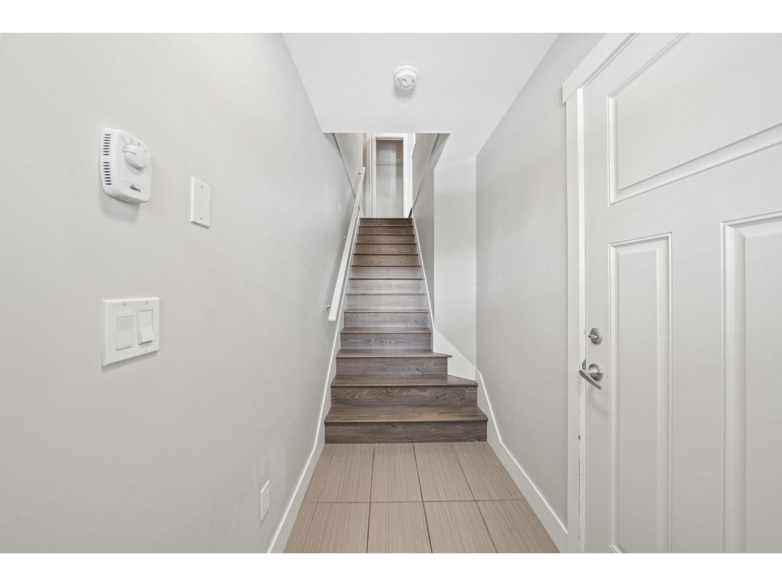 30 7090 180 Street Property Photo 35