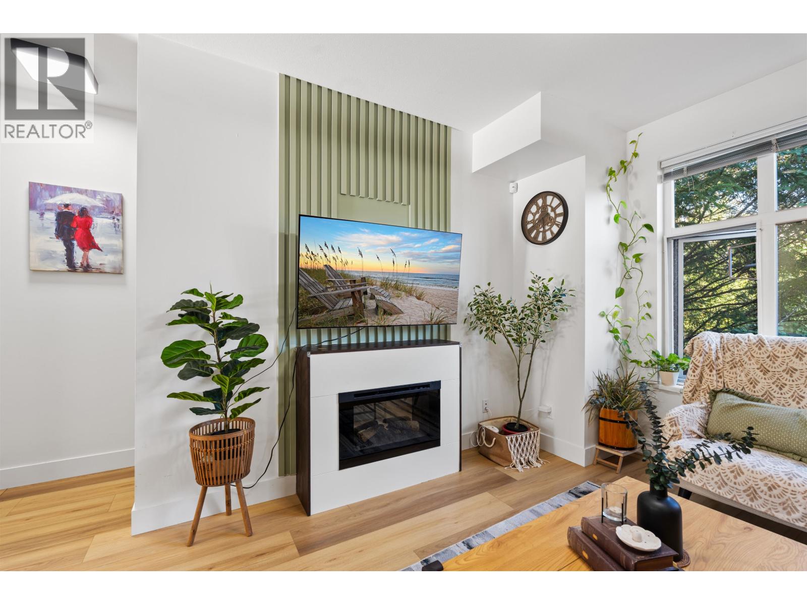 703 8485 New Haven Close Property Photo 8