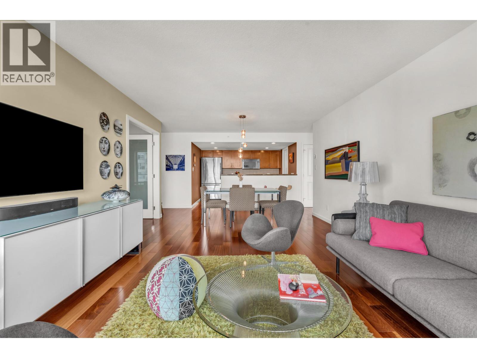 1404 288 Ungless Way Property Photo 12