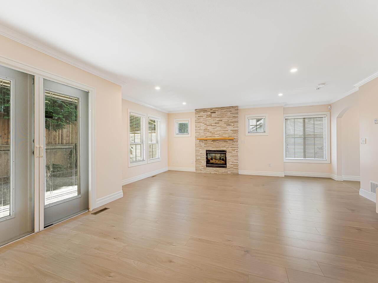 6449 Blackwood Lane #8 Property Photo 16