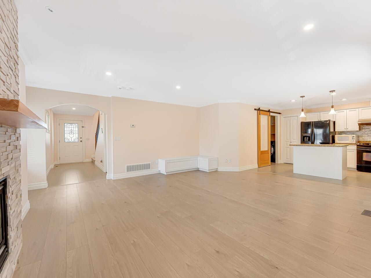 6449 Blackwood Lane #8 Property Photo 17