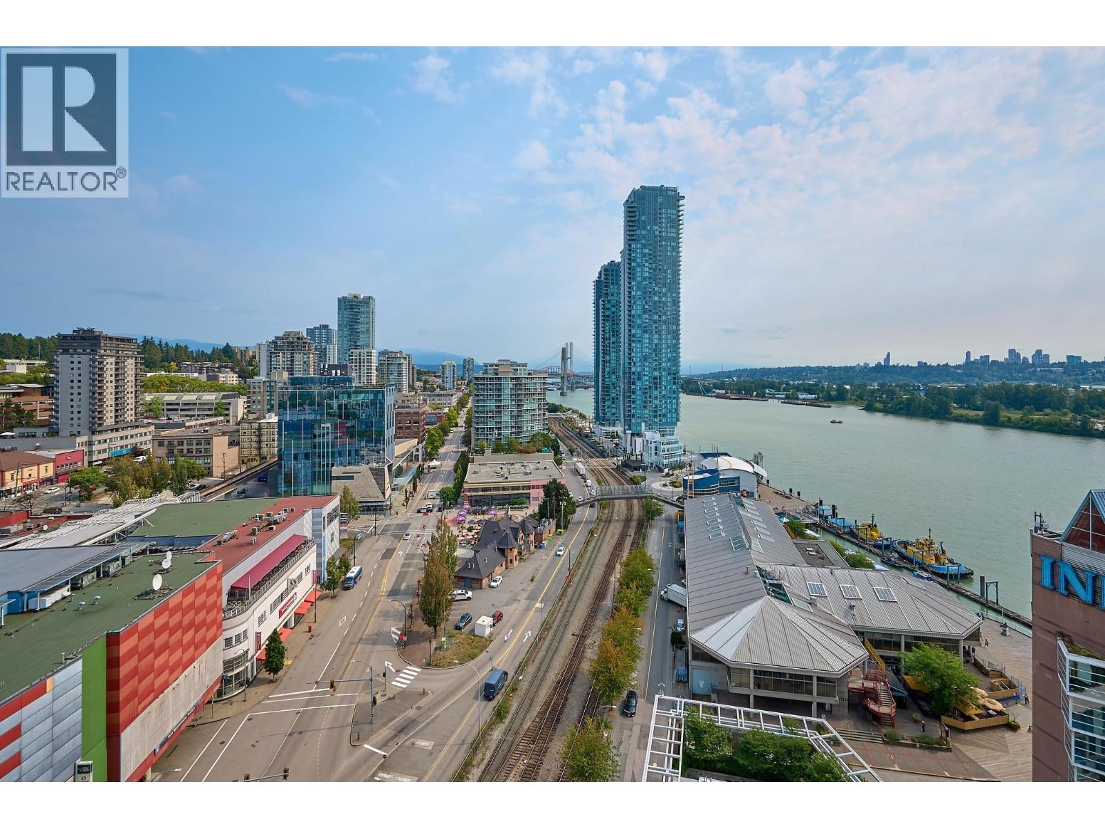 1911 908 QUAYSIDE DRIVE Property Photo 1