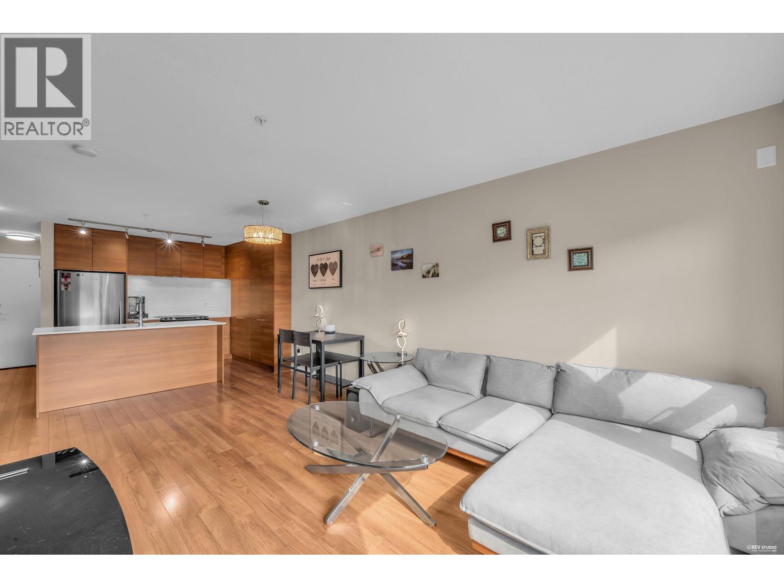 401 1677 Lloyd Avenue Property Photo 10