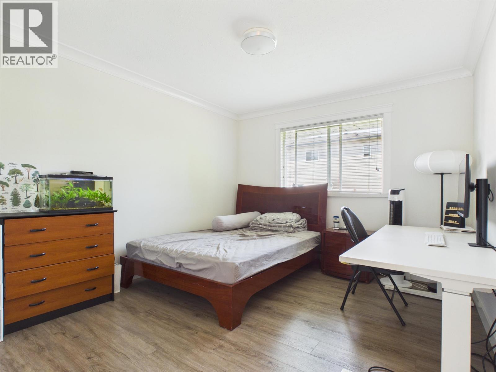 431 Ewen Avenue Property Photo 12