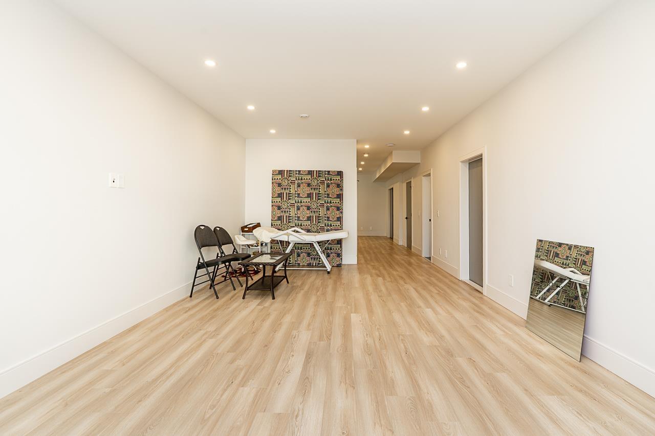 2720 Montana Place Property Photo 35