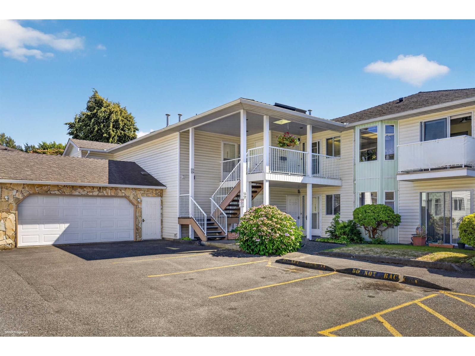234 7156 121 STREET STREET Property Photo 1